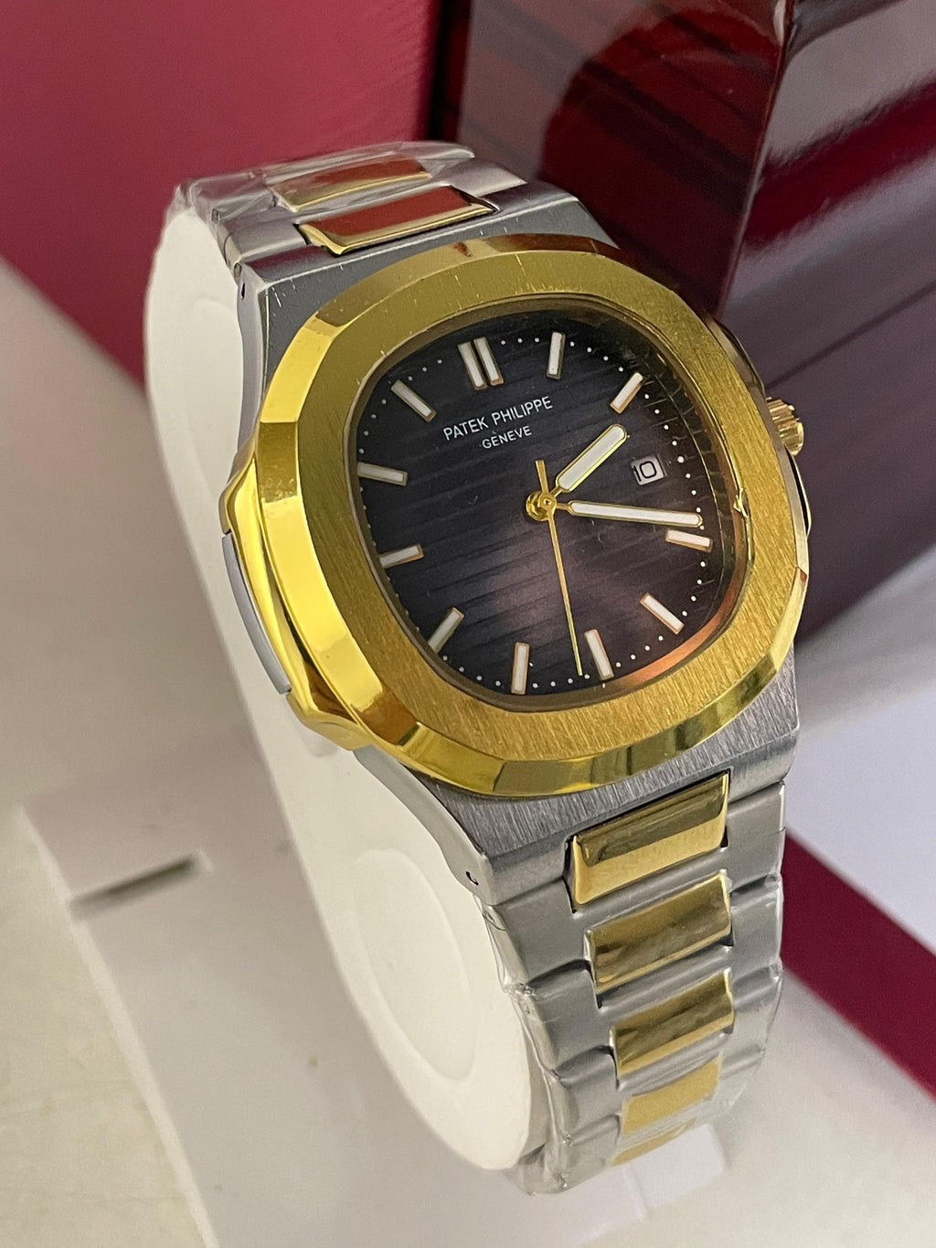 Luxury Patek Philippe Nautilus Two-Tone Watch - Black Dial with Gold Accents