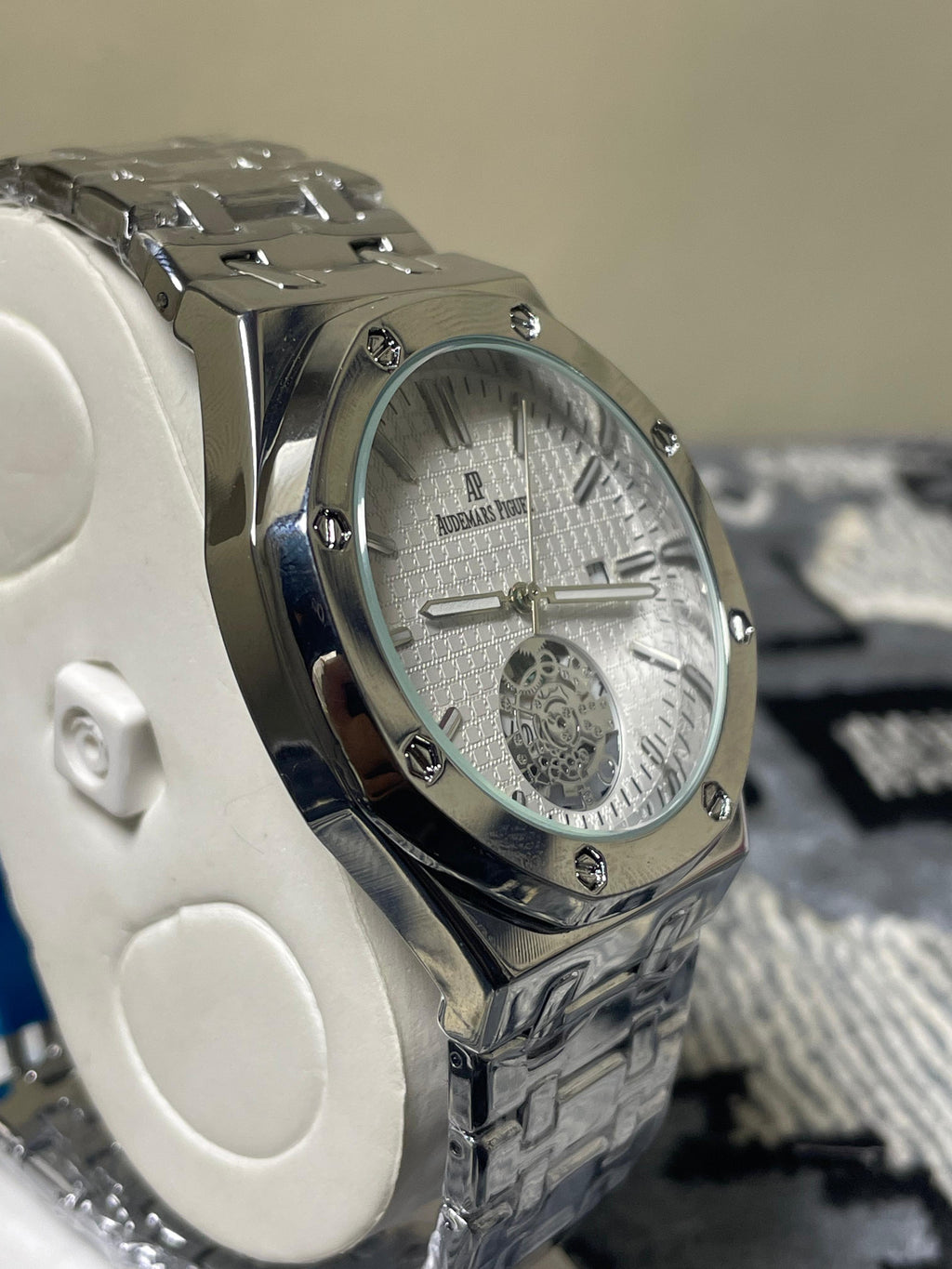 Luxury Audemars Piguet Royal Oak Selfwinding Watch - White Tapisserie