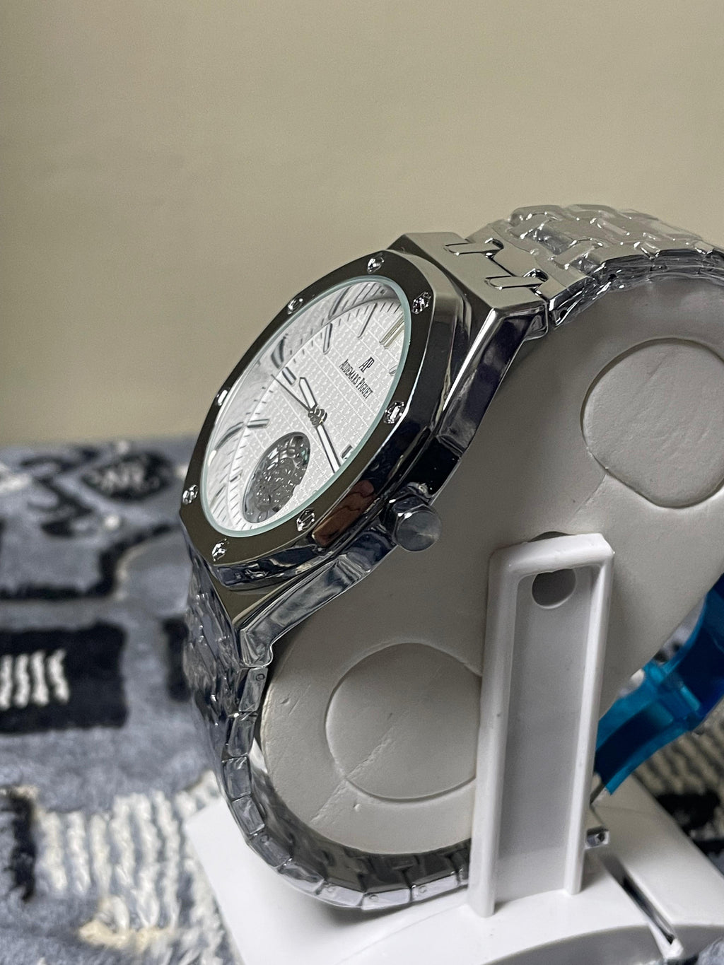 Luxury Audemars Piguet Royal Oak Selfwinding Watch - White Tapisserie