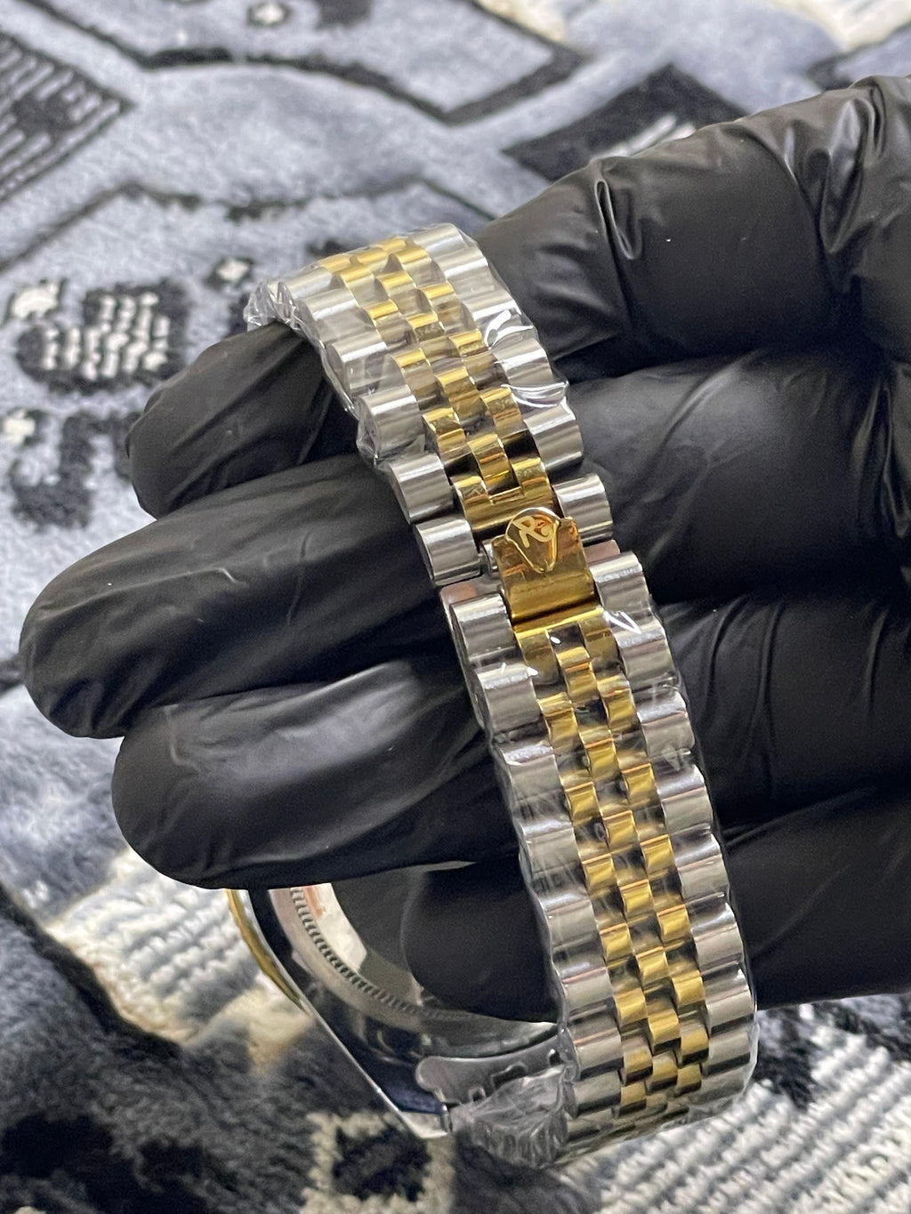 Luxury Rolex GMT-Master II Two-Tone Watch - Black Dial with Blue-Black Rotating Ceramic Bezel